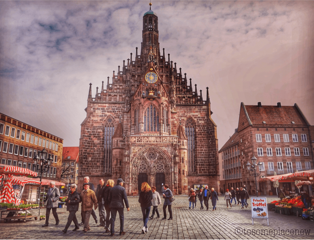 德国纽伦堡一日游行程。探索中世纪小镇的中心和美丽的小巷!