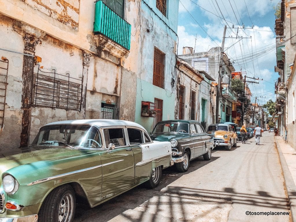 古巴哈瓦那的美丽照片。哈瓦那的每条街道都讲述着一个有趣的故事。把这些令人惊叹的景点列入你的古巴旅行日程。
