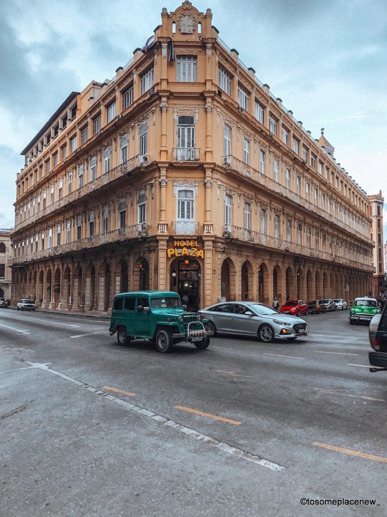 哈瓦那老城广场酒店的照片。你在哈瓦那待了三天?充分利用它!参观联合国教科文组织遗产地哈瓦那老城，了解革命时代，探索西班牙地区，沿着海滨漫步，喝一些代基里酒!在这里计划你完美的哈瓦那行程