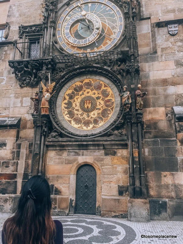 布拉格三月的天文钟