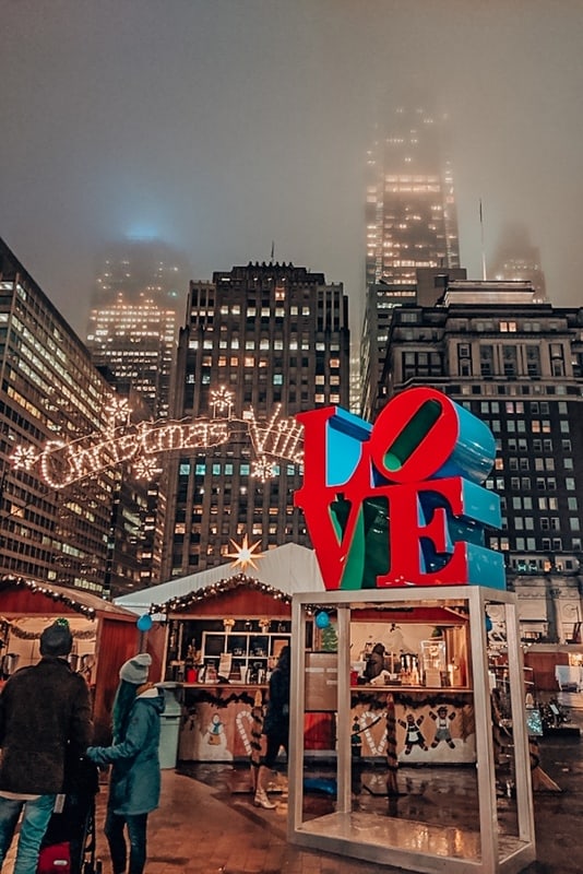 美国最好的圣诞市场费城爱情雕像