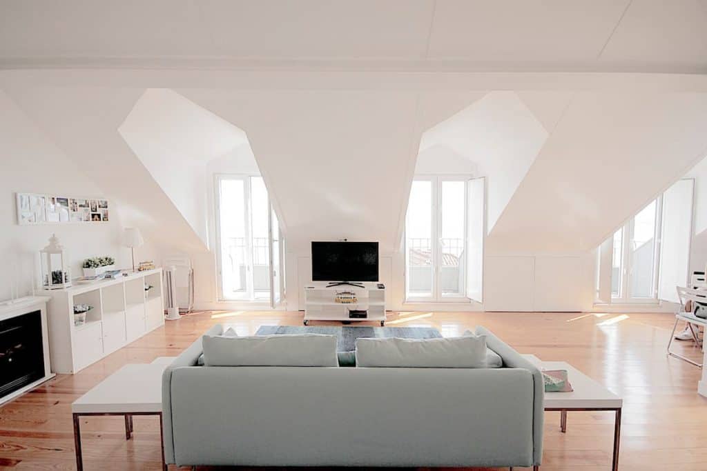 豪华公寓与惊人的河景里斯本Airbnbs
