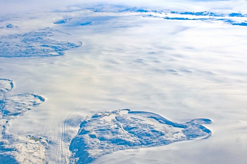 格陵兰岛Kangerlussuaq附近的格陵兰冰盖鸟瞰图