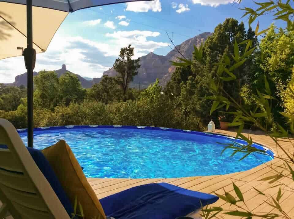带泳池的日落视图Airbnb