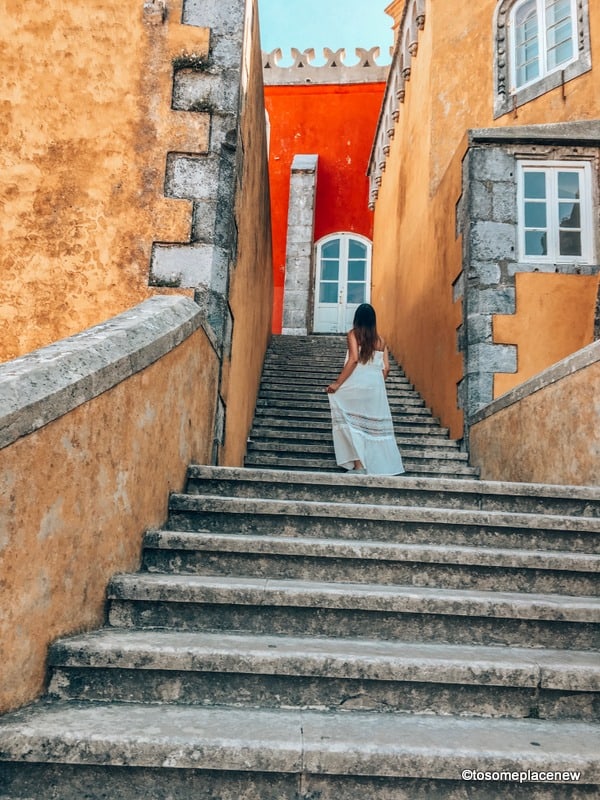 佩纳宫殿辛特拉的楼梯，葡萄牙最美丽的城镇之一
