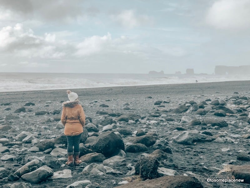 雷尼斯贾拉的女孩位于冰岛的南海岸，一日游很容易就能探索到。