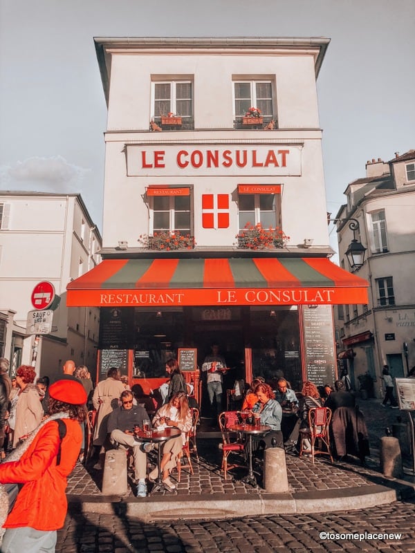 巴黎的Le Consulat咖啡馆