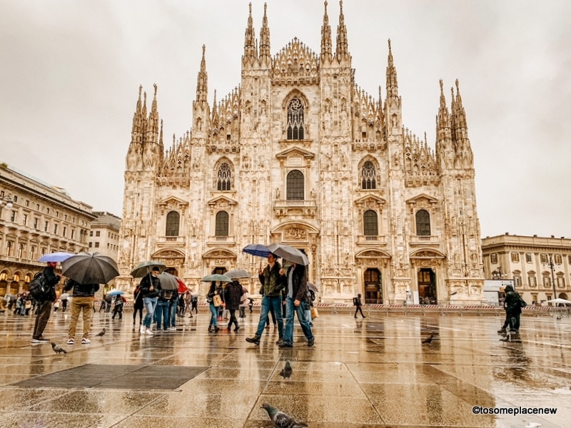 雨中的米兰大教堂