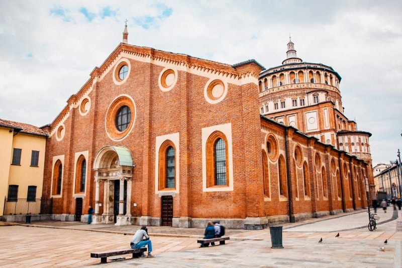 米兰的圣玛丽亚教堂陈列着列奥纳多·达·芬奇的画作《最后的晚餐》