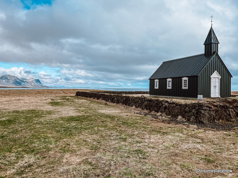Snæfellsnes半岛的黑色教堂
