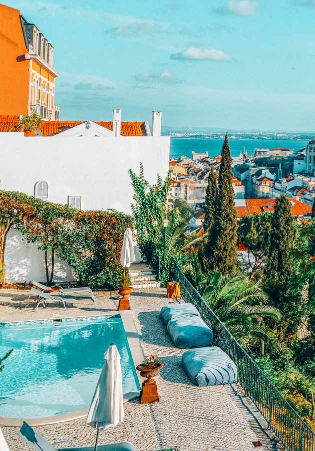 里斯本酒店与屋顶游泳池和景观