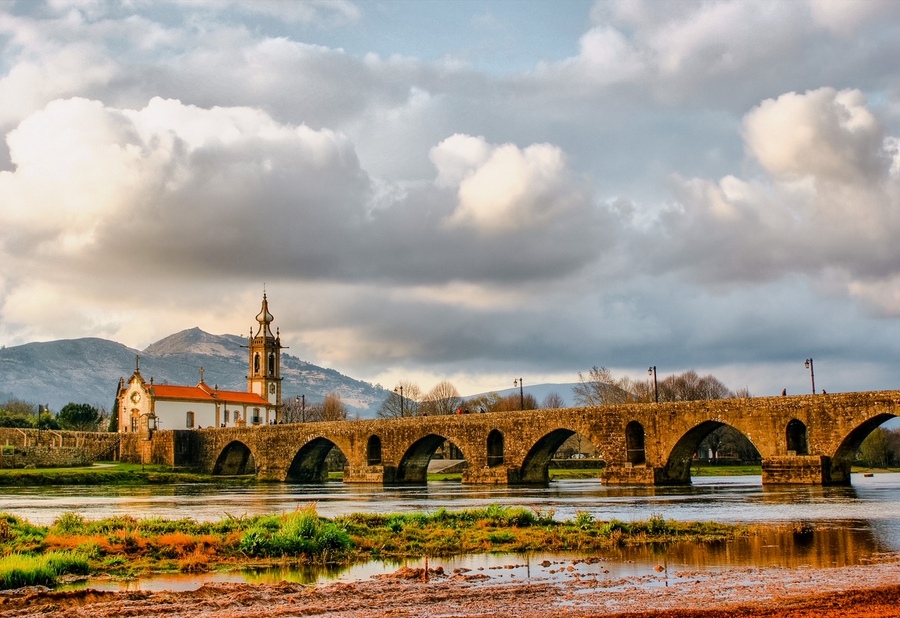 葡萄牙利马桥的罗马和中世纪桥