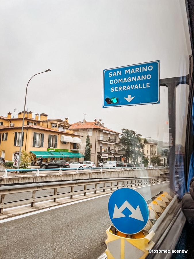 坐巴士去圣马力诺